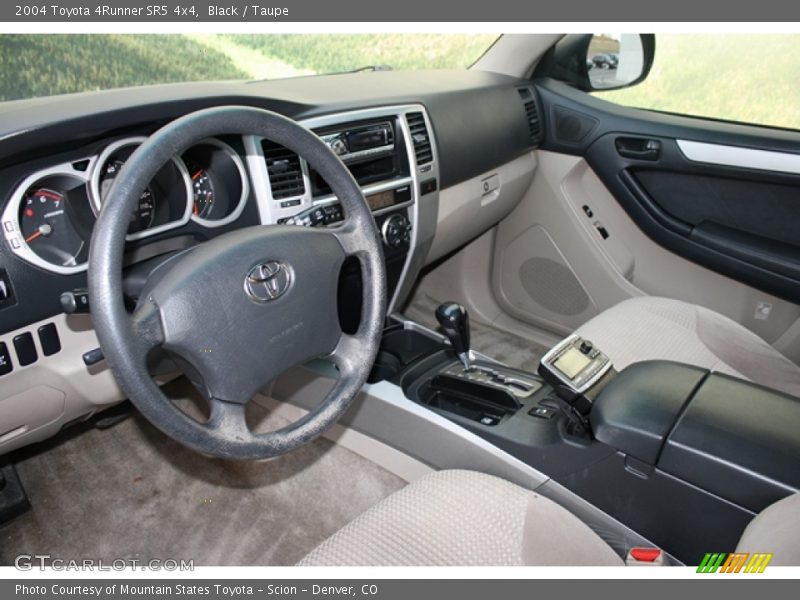 Black / Taupe 2004 Toyota 4Runner SR5 4x4