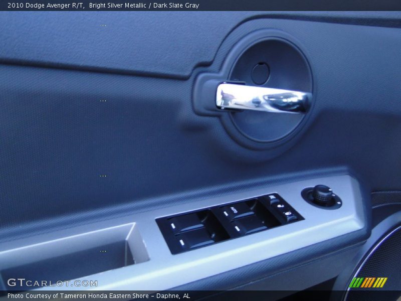 Bright Silver Metallic / Dark Slate Gray 2010 Dodge Avenger R/T