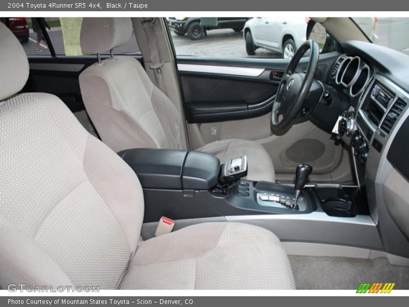 Black / Taupe 2004 Toyota 4Runner SR5 4x4