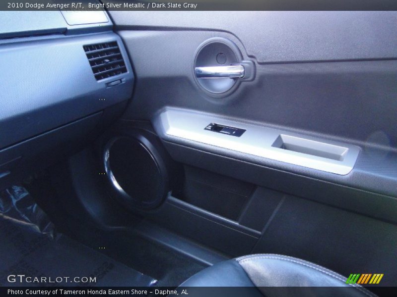 Bright Silver Metallic / Dark Slate Gray 2010 Dodge Avenger R/T
