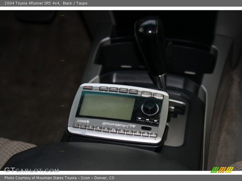 Black / Taupe 2004 Toyota 4Runner SR5 4x4