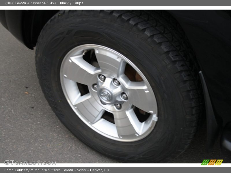 Black / Taupe 2004 Toyota 4Runner SR5 4x4
