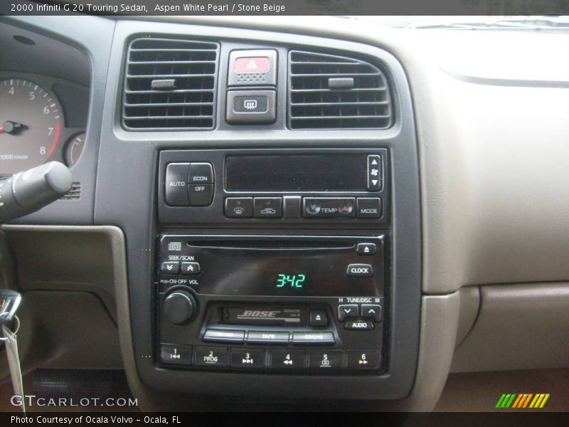 Aspen White Pearl / Stone Beige 2000 Infiniti G 20 Touring Sedan