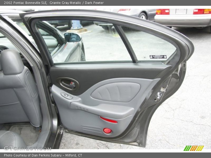 Door Panel of 2002 Bonneville SLE