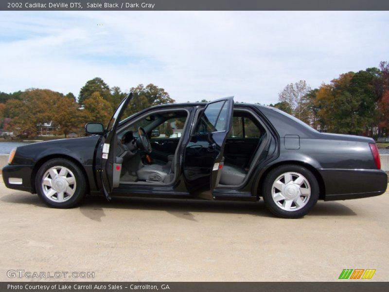 Sable Black / Dark Gray 2002 Cadillac DeVille DTS