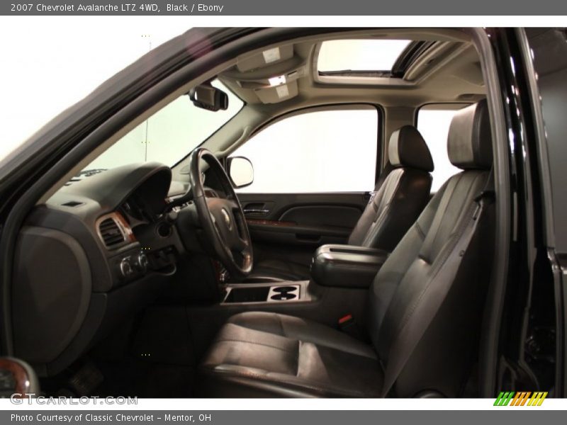 Black / Ebony 2007 Chevrolet Avalanche LTZ 4WD