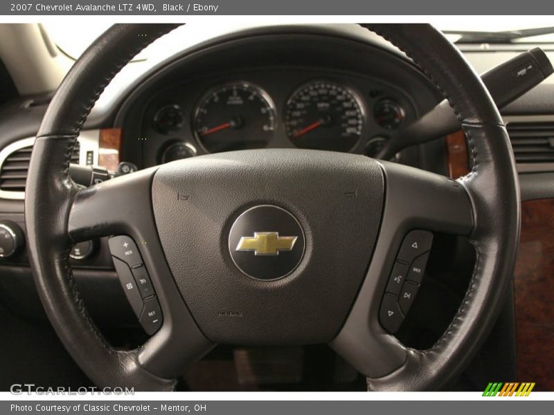 Black / Ebony 2007 Chevrolet Avalanche LTZ 4WD
