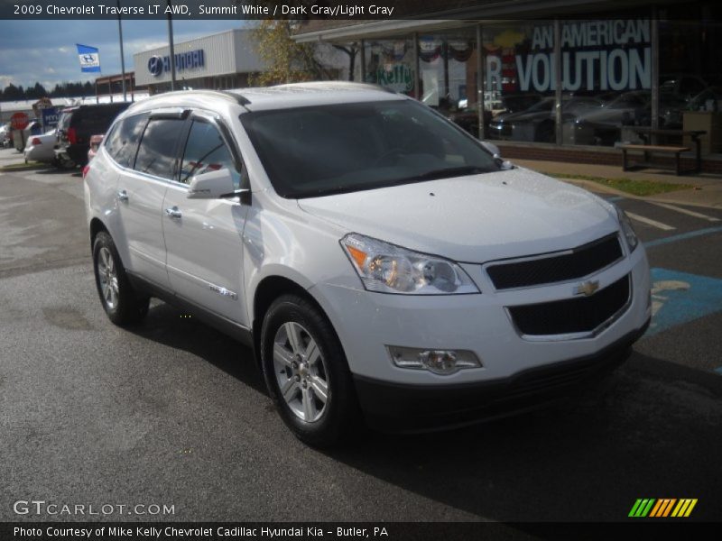 Summit White / Dark Gray/Light Gray 2009 Chevrolet Traverse LT AWD