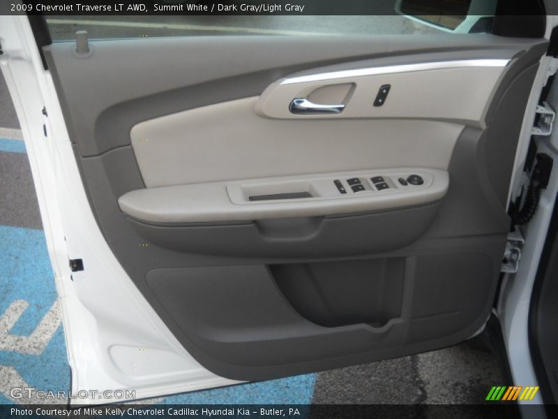 Summit White / Dark Gray/Light Gray 2009 Chevrolet Traverse LT AWD