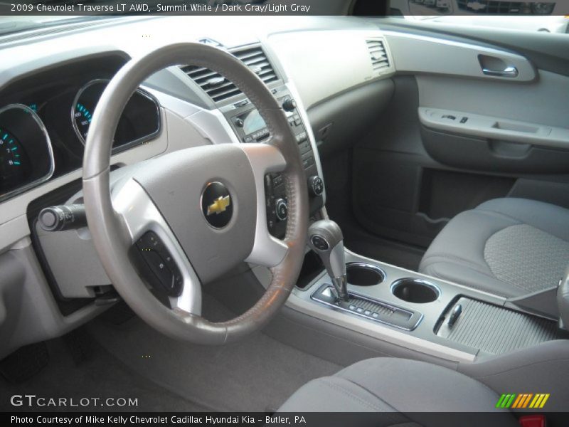 Summit White / Dark Gray/Light Gray 2009 Chevrolet Traverse LT AWD