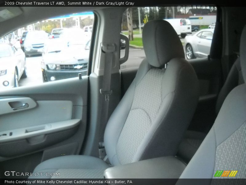 Summit White / Dark Gray/Light Gray 2009 Chevrolet Traverse LT AWD
