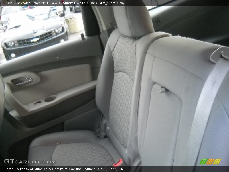 Summit White / Dark Gray/Light Gray 2009 Chevrolet Traverse LT AWD
