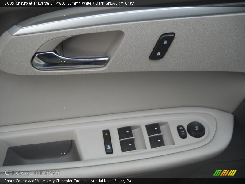Summit White / Dark Gray/Light Gray 2009 Chevrolet Traverse LT AWD