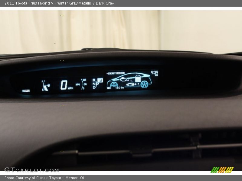Winter Gray Metallic / Dark Gray 2011 Toyota Prius Hybrid V