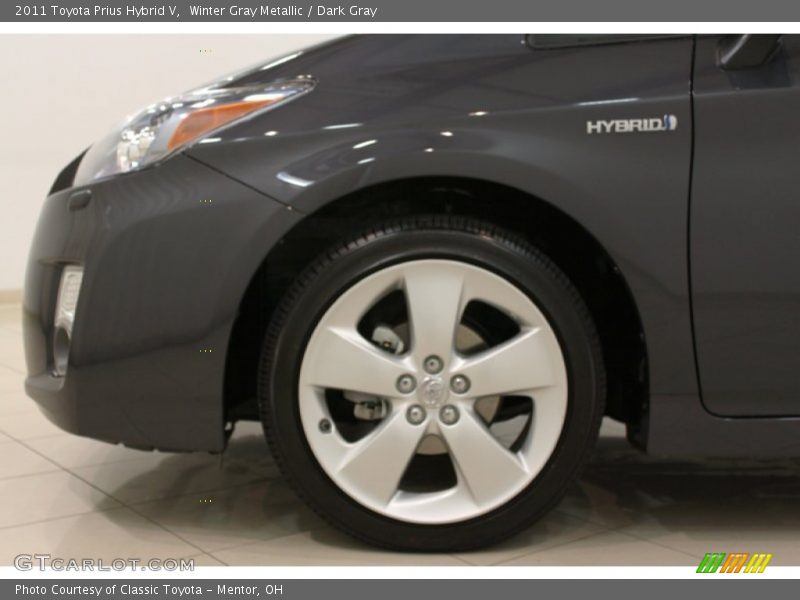 Winter Gray Metallic / Dark Gray 2011 Toyota Prius Hybrid V