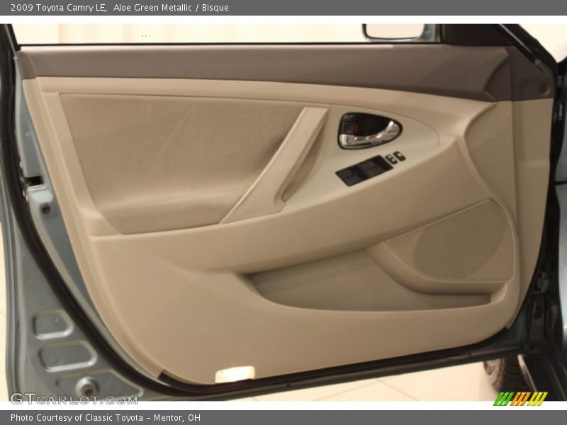 Aloe Green Metallic / Bisque 2009 Toyota Camry LE