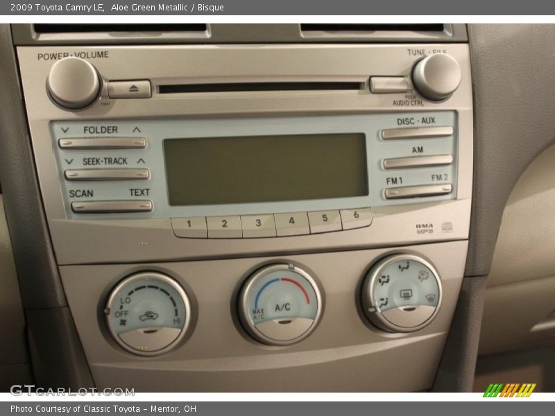 Aloe Green Metallic / Bisque 2009 Toyota Camry LE