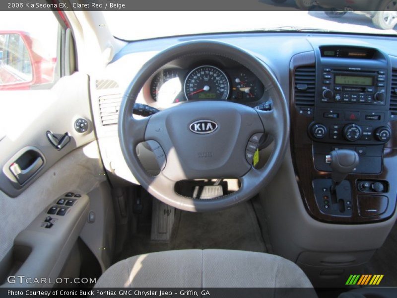 Claret Red / Beige 2006 Kia Sedona EX