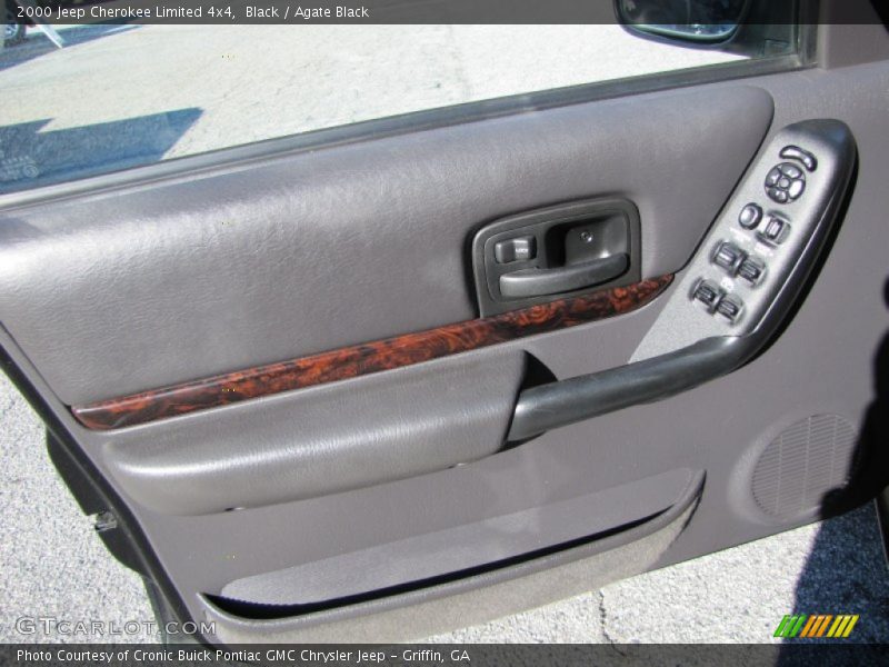 Black / Agate Black 2000 Jeep Cherokee Limited 4x4