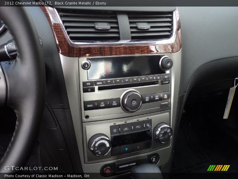 Controls of 2012 Malibu LTZ