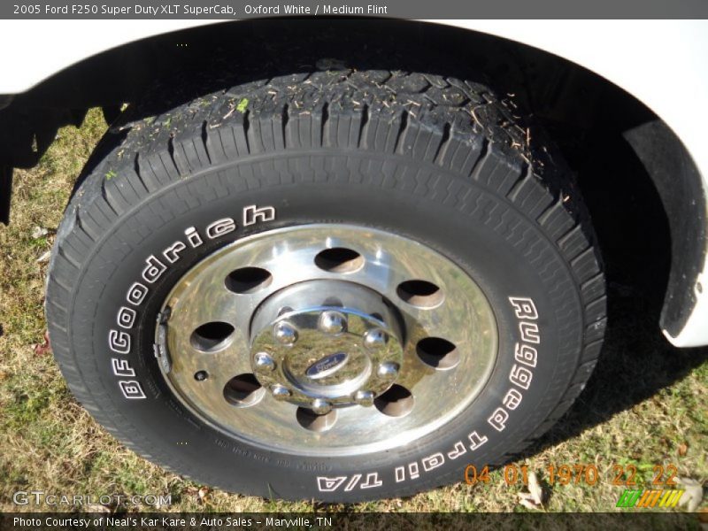 Oxford White / Medium Flint 2005 Ford F250 Super Duty XLT SuperCab