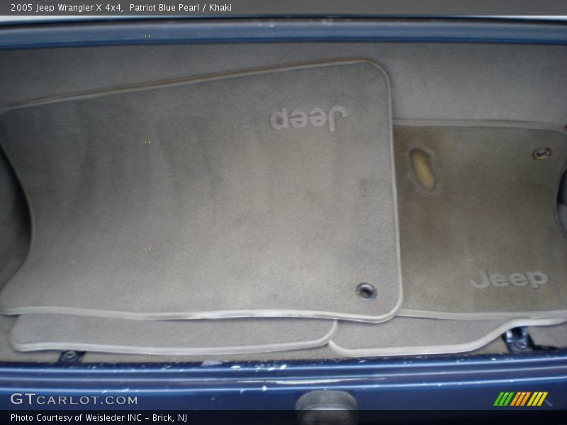 Patriot Blue Pearl / Khaki 2005 Jeep Wrangler X 4x4