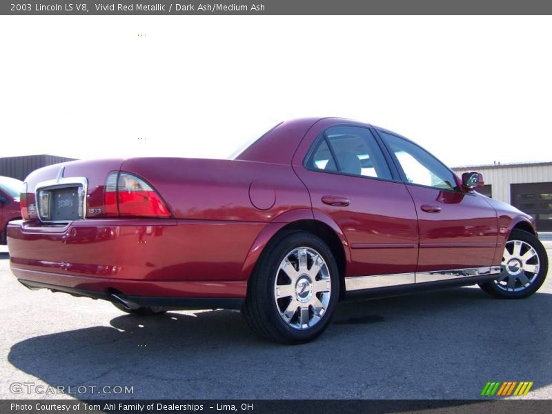 Vivid Red Metallic / Dark Ash/Medium Ash 2003 Lincoln LS V8