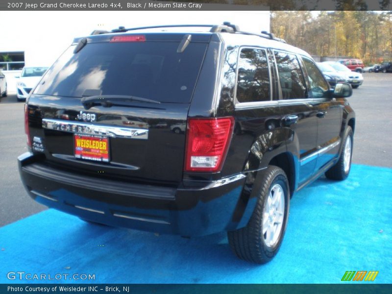 Black / Medium Slate Gray 2007 Jeep Grand Cherokee Laredo 4x4