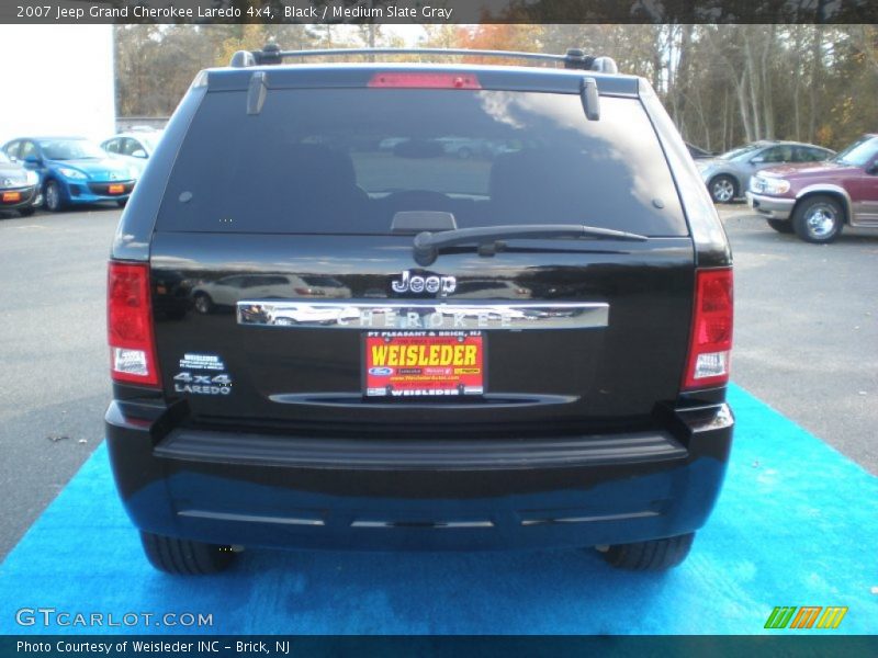 Black / Medium Slate Gray 2007 Jeep Grand Cherokee Laredo 4x4