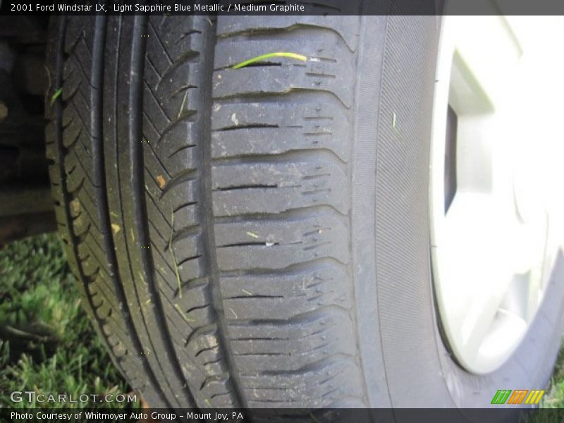 Light Sapphire Blue Metallic / Medium Graphite 2001 Ford Windstar LX
