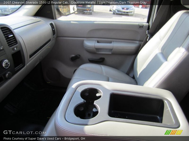Graystone Metallic / Light Titanium/Dark Titanium Gray 2007 Chevrolet Silverado 1500 LS Regular Cab