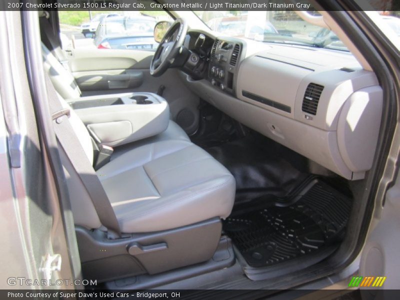 Graystone Metallic / Light Titanium/Dark Titanium Gray 2007 Chevrolet Silverado 1500 LS Regular Cab