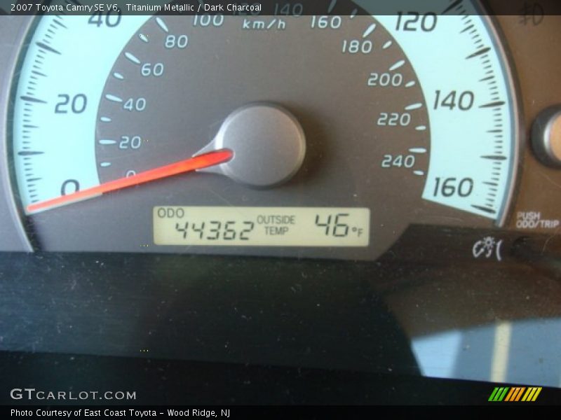 Titanium Metallic / Dark Charcoal 2007 Toyota Camry SE V6