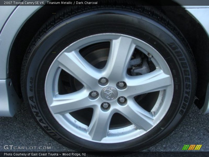 Titanium Metallic / Dark Charcoal 2007 Toyota Camry SE V6