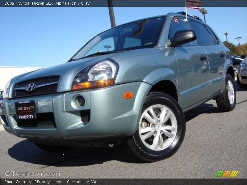 Alpine Frost / Gray 2009 Hyundai Tucson GLS