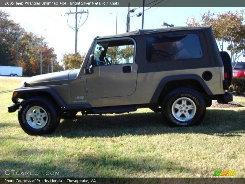 Bright Silver Metallic / Khaki 2005 Jeep Wrangler Unlimited 4x4