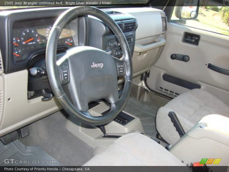 Bright Silver Metallic / Khaki 2005 Jeep Wrangler Unlimited 4x4