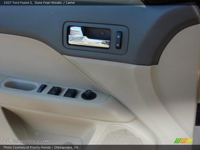 Dune Pearl Metallic / Camel 2007 Ford Fusion S