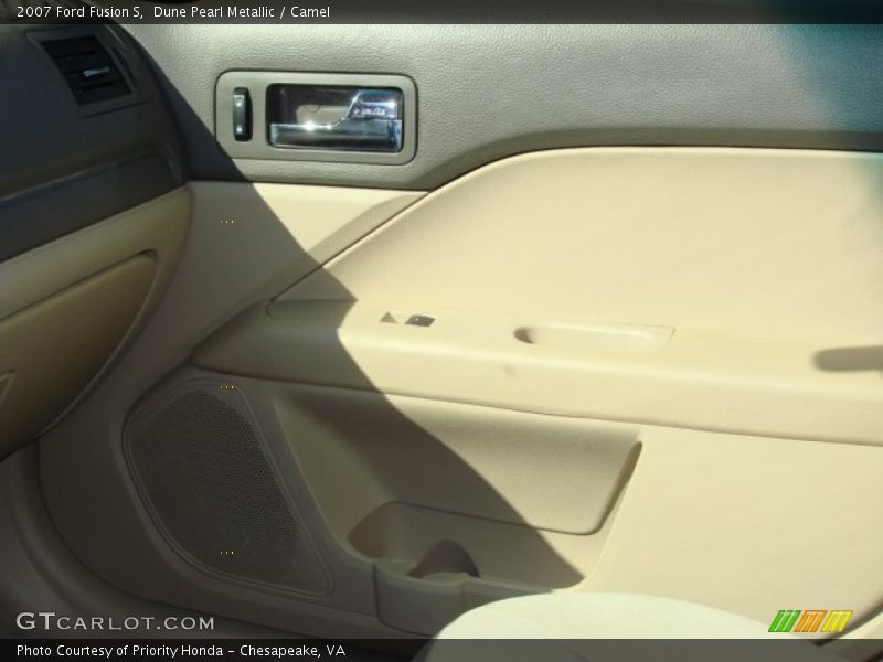 Dune Pearl Metallic / Camel 2007 Ford Fusion S