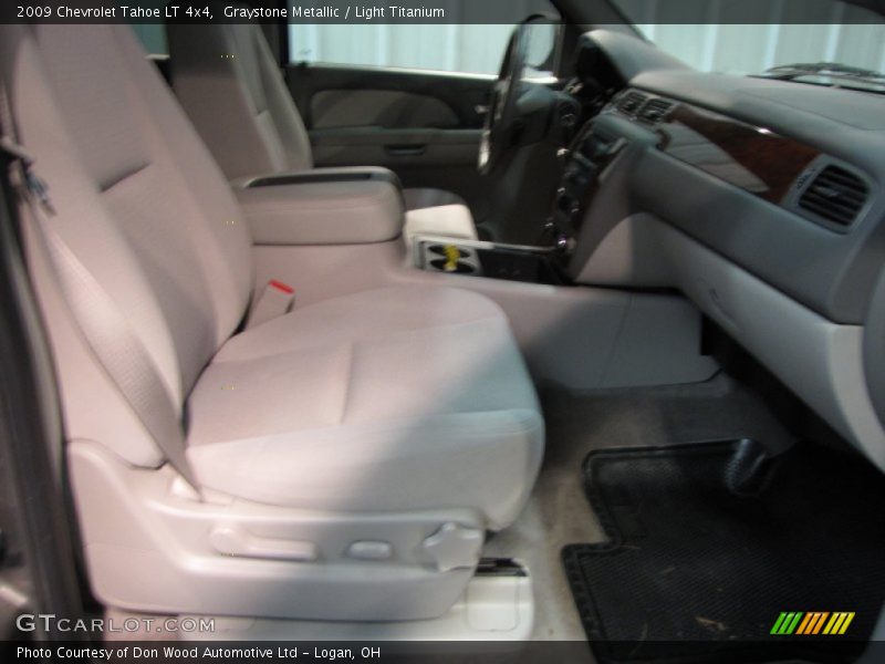 Graystone Metallic / Light Titanium 2009 Chevrolet Tahoe LT 4x4