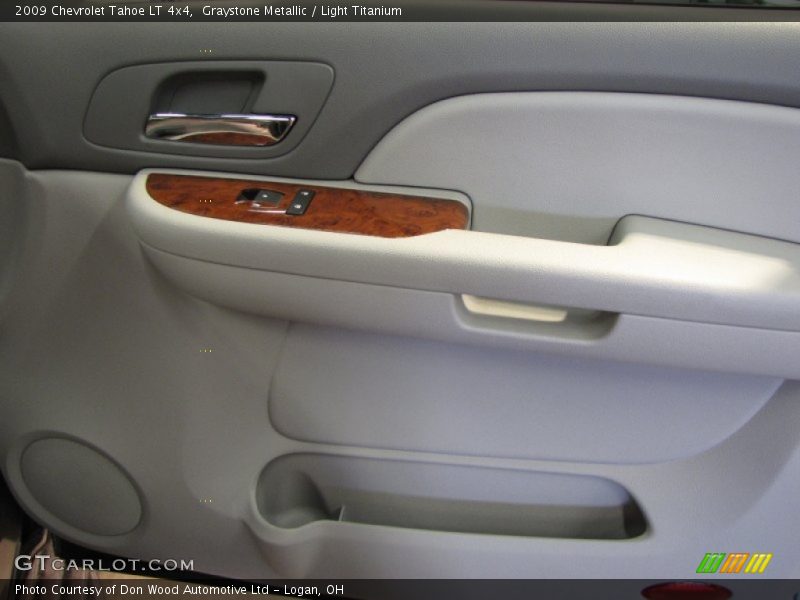 Graystone Metallic / Light Titanium 2009 Chevrolet Tahoe LT 4x4