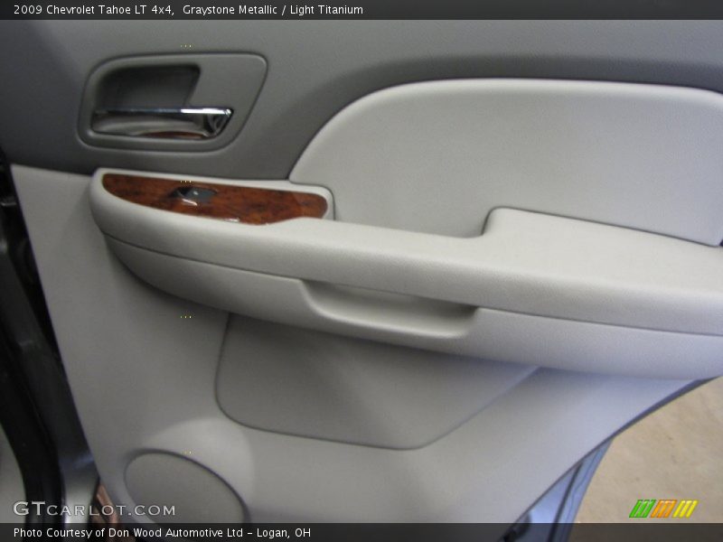Graystone Metallic / Light Titanium 2009 Chevrolet Tahoe LT 4x4