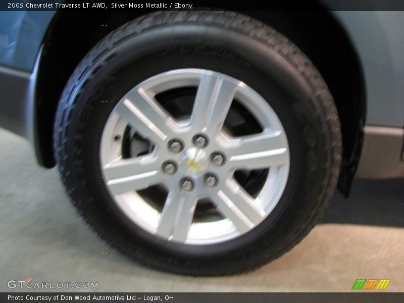 Silver Moss Metallic / Ebony 2009 Chevrolet Traverse LT AWD