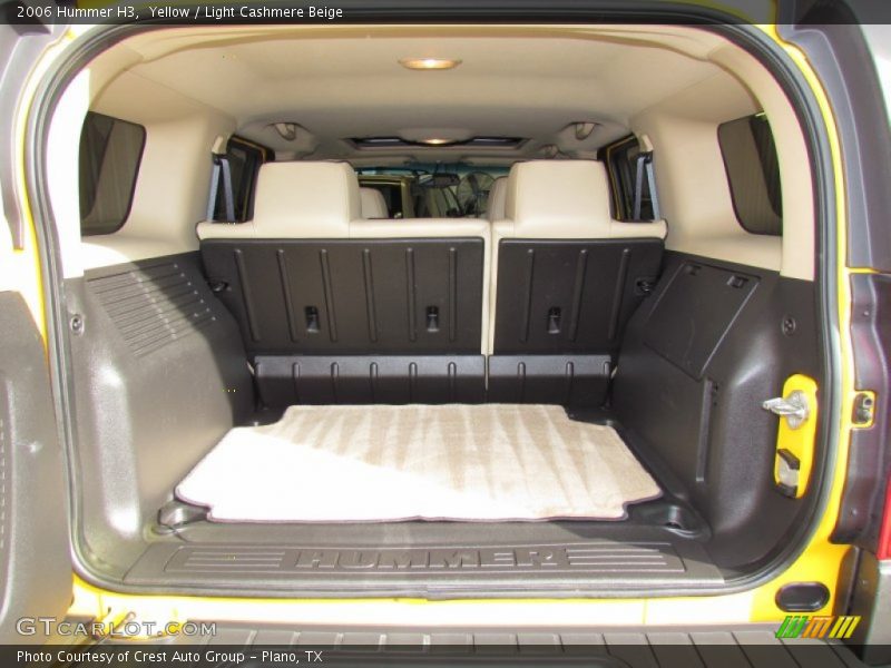 Yellow / Light Cashmere Beige 2006 Hummer H3