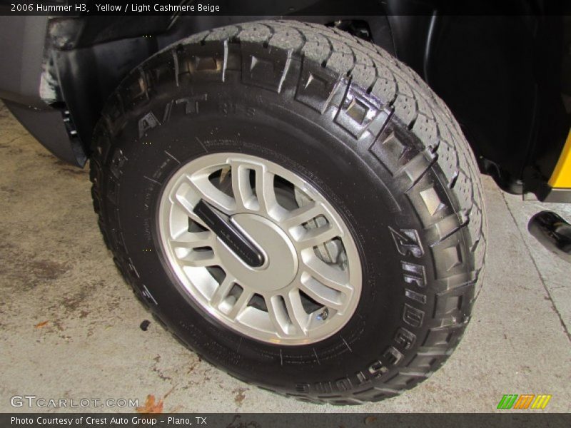 Yellow / Light Cashmere Beige 2006 Hummer H3