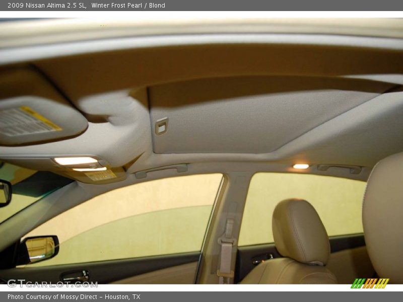 Winter Frost Pearl / Blond 2009 Nissan Altima 2.5 SL