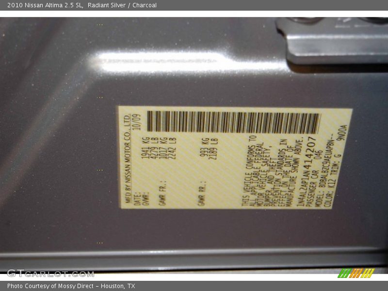 Radiant Silver / Charcoal 2010 Nissan Altima 2.5 SL
