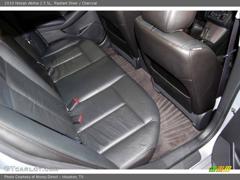 Radiant Silver / Charcoal 2010 Nissan Altima 2.5 SL