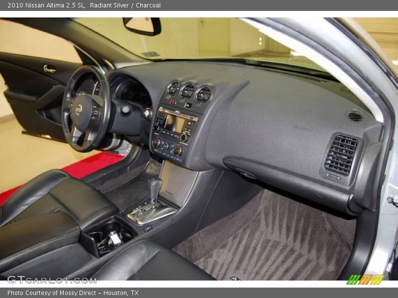 Radiant Silver / Charcoal 2010 Nissan Altima 2.5 SL