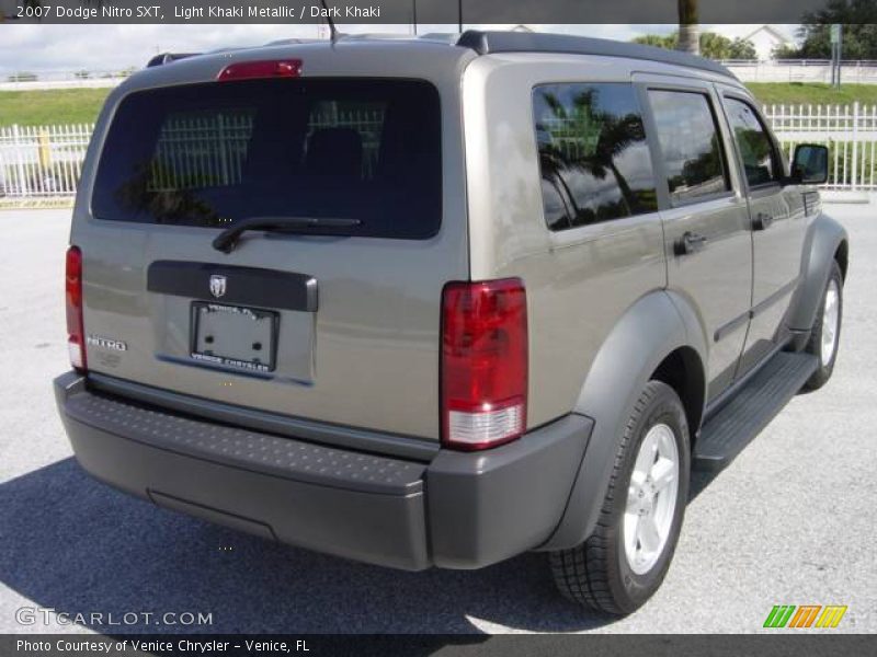 Light Khaki Metallic / Dark Khaki 2007 Dodge Nitro SXT